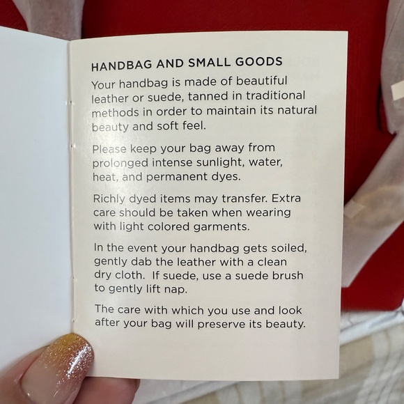 Michael Kors Gilly Large Drawstring Travel Tote in Bright Red - Picture 8 of 16